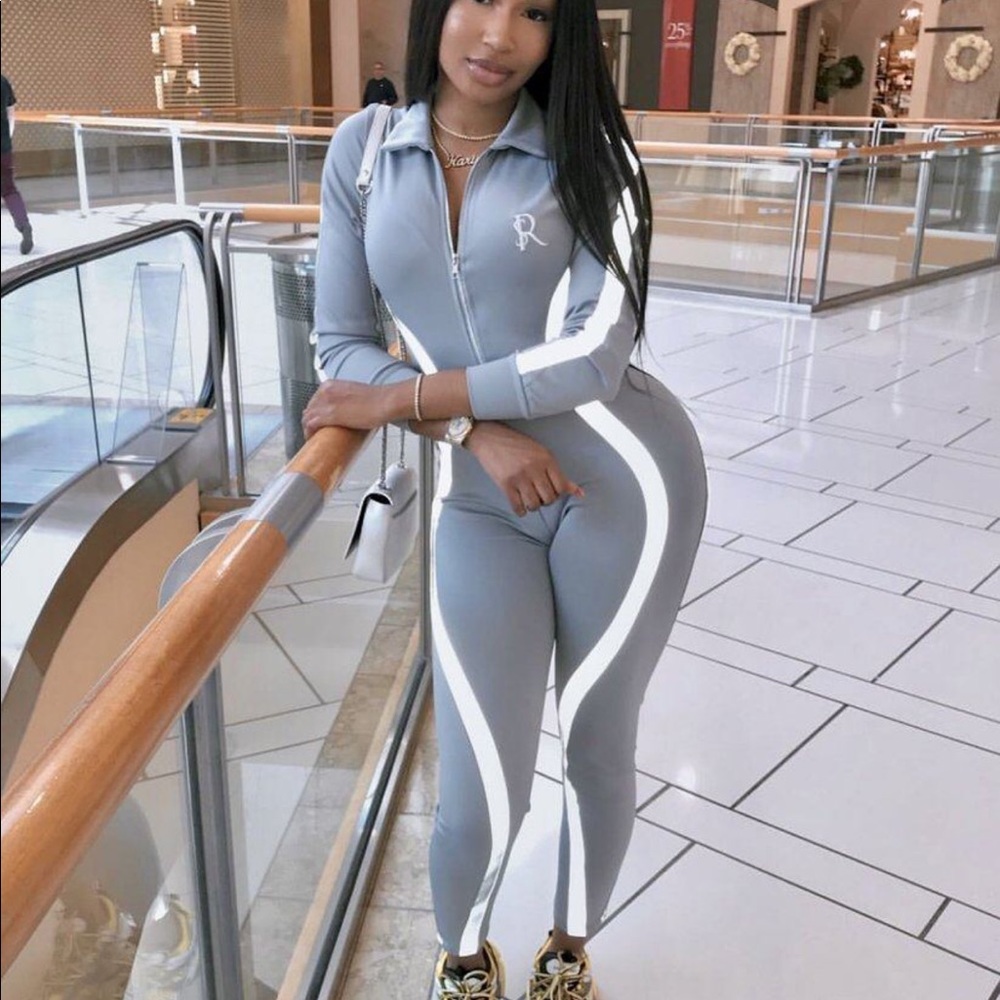 Gsuwoo “power ranger suit”